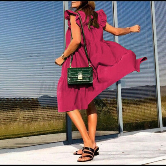 1 LEFT! 🎉HP! ❤️ Barbie Pink Loose Flutter Sleeve Dress - Picture 3 of 9